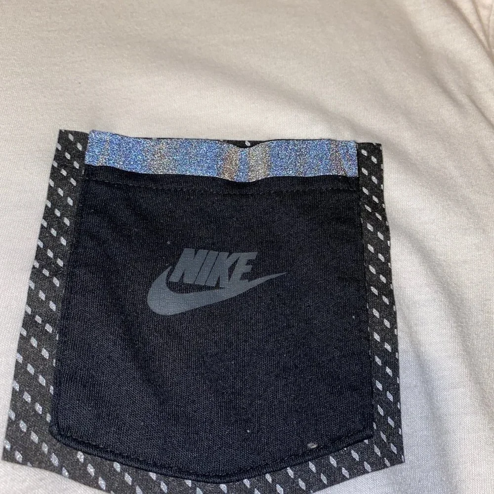 Nike Pocket Tee Shirt